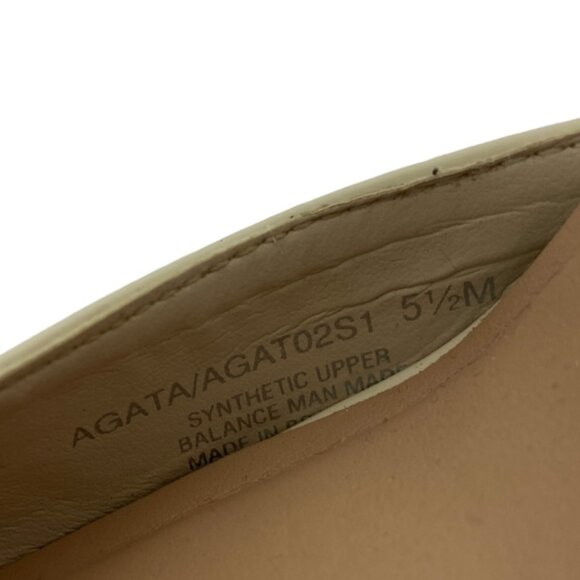 NWT Steve Madden Agata Platform Heels Bone Beige Patent Faux Leather Size 5.5 - Picture 7 of 16